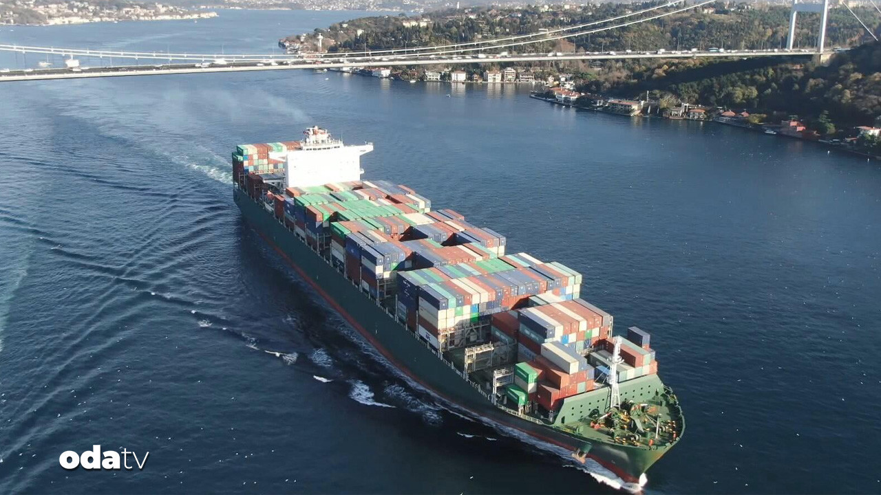 Boğaz’dan geçen gemi sayısı azaldı