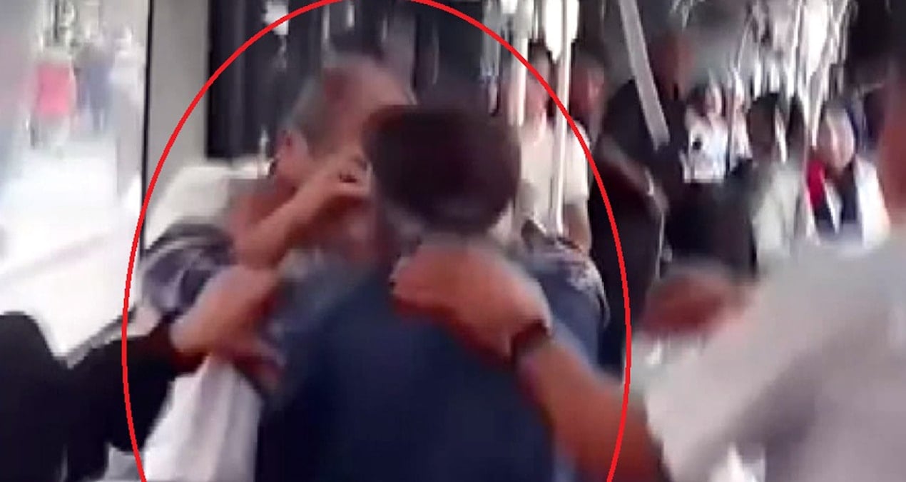 Belediye otobüsüne önce binme kavgası: O anlar kamerada