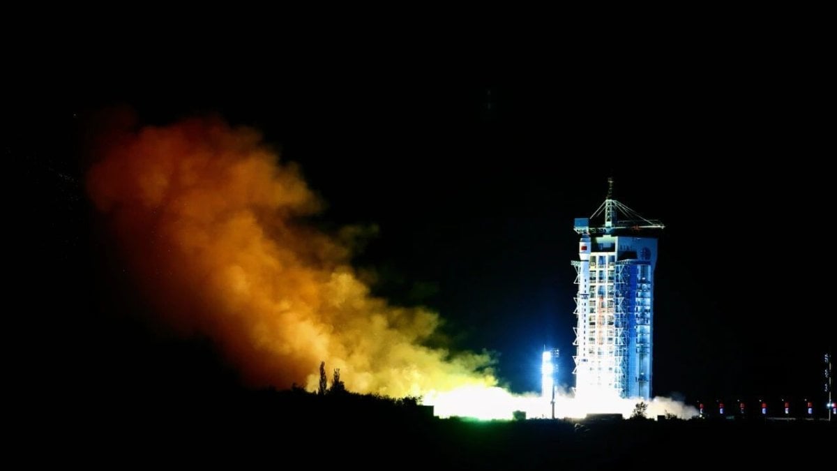 cinin yeni uydusu fengyun 3 08 yorungede gokyuzunu izleyecek bmrVGNDg