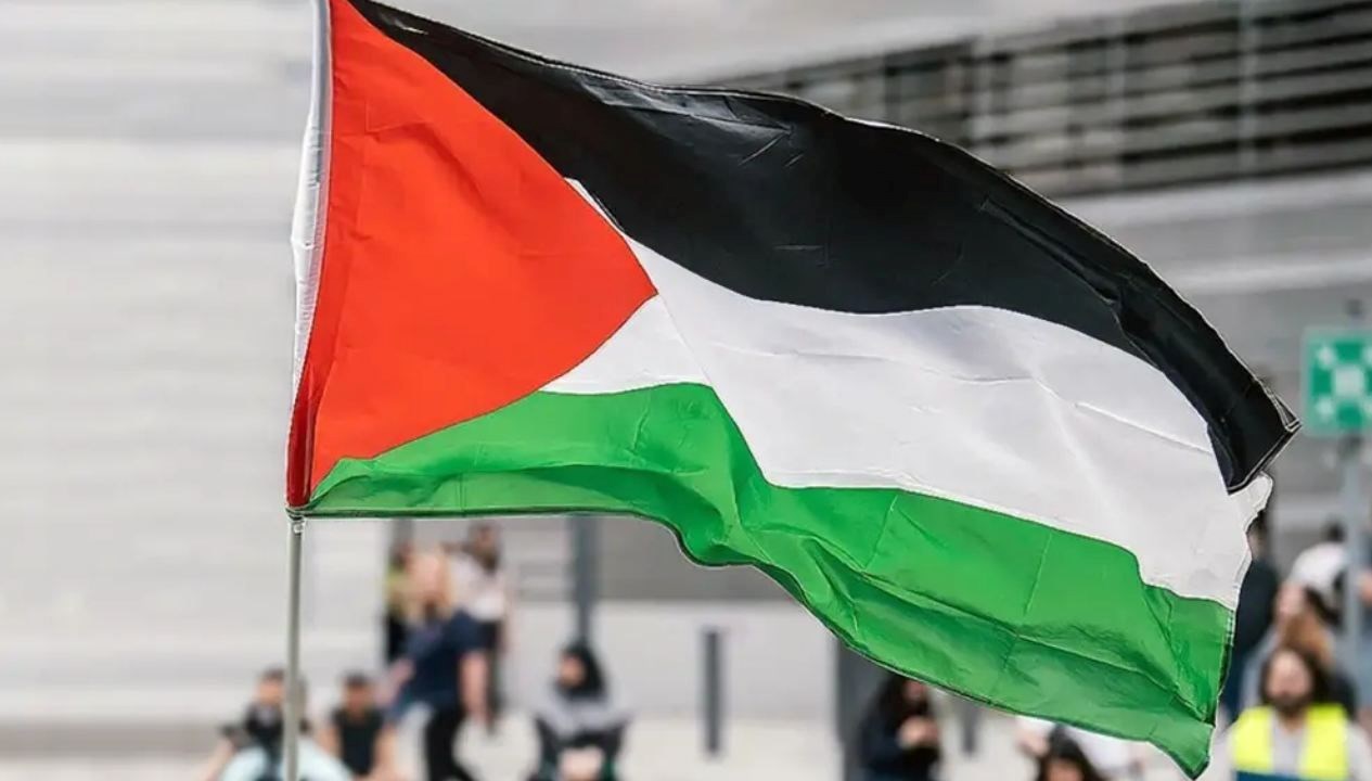 israil 355 futbolcuyu oldurdu cKGmnPAK