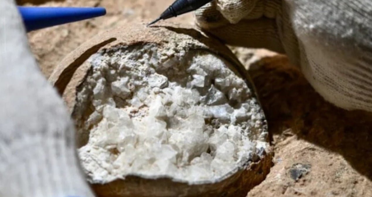 lazerle patlattilar 85 milyon yillik atomik saat aciga cikti M8beRtAP