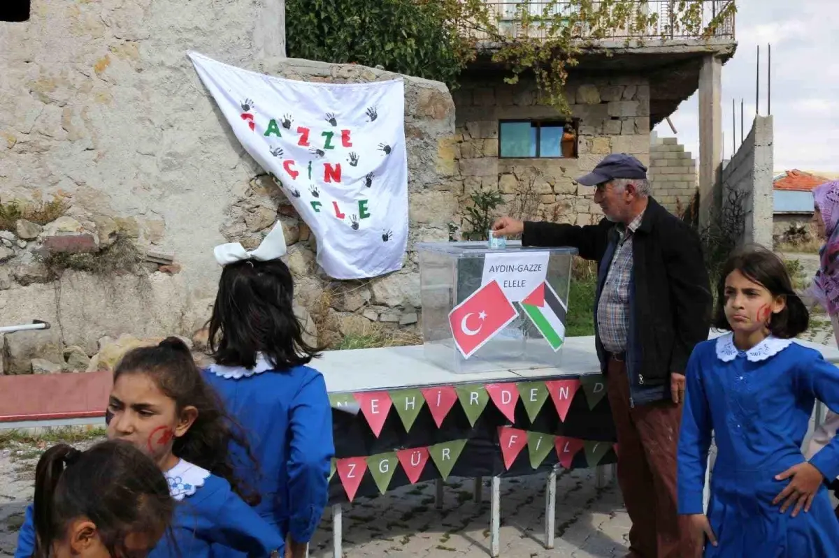 aydin koyu ilkokulunda gazze icin hayir carsisi duzenlendi 3h1aHSiA.jpg