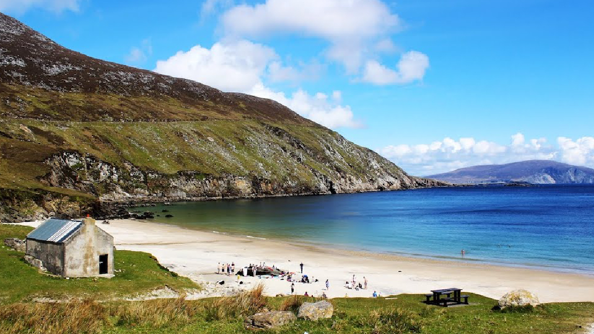 bu ulkeden ev alana 98000 dolar para veriyorlar iste sebebi 1nN5jwZD.jpg