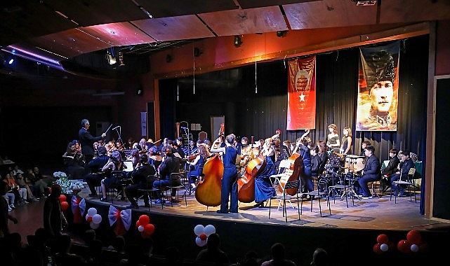 cocuk senfoniden cumhuriyet konseri YKVQ5K3w.jpg