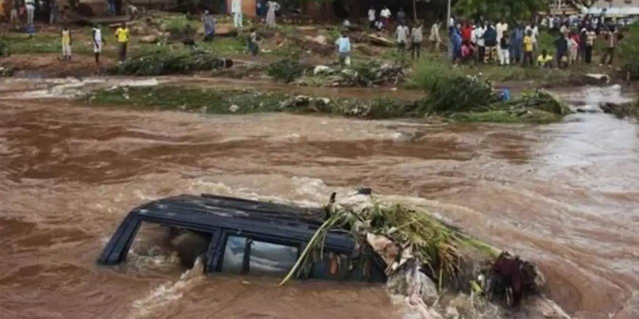 malide sel felaketi olu sayisi 28e cikti 3sJZlsR1.jpg