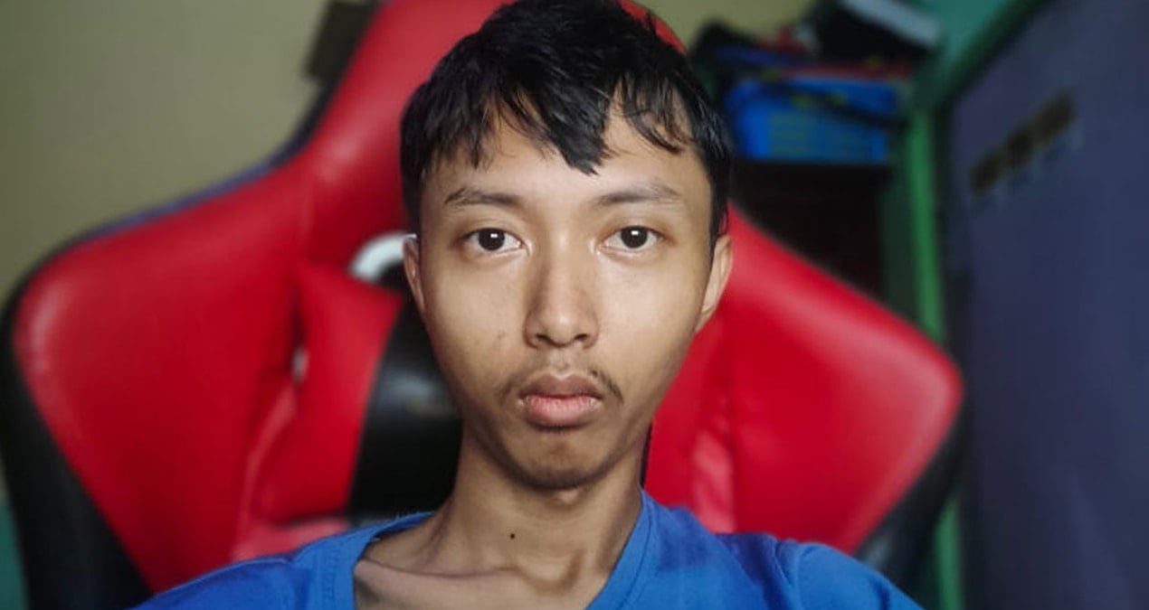 sadece selfie cekerek milyoner oldu T6UHtvBQ.jpg