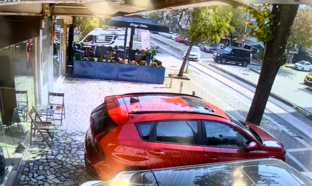 bursada luks arac kaza yapti X4dHvIBs.jpg