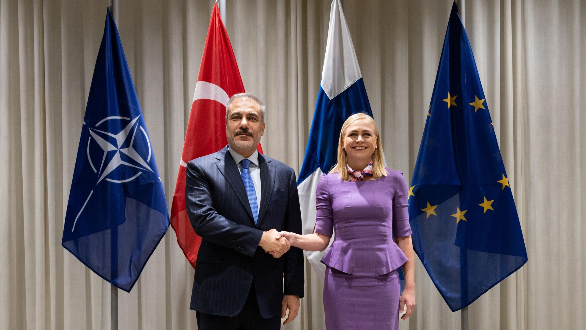 disisleri bakani hakan fidan helsinkide ab konusunda yeni bir baslangic hP2j4Pbi.jpg