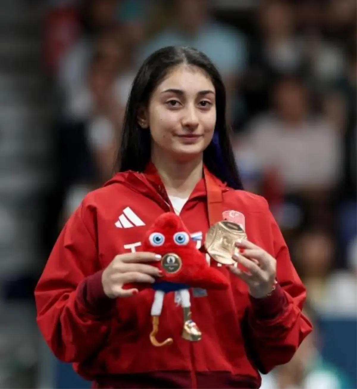 ebru acer virtus dunya masa tenisi sampiyonasinda gumus madalya kazandi WOqLwSn4.jpg