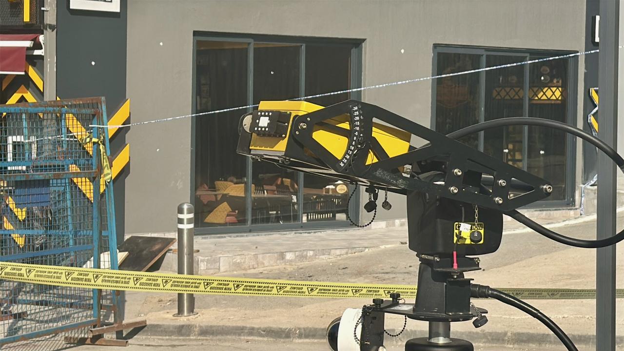 gebzede 7 katli apartmanin coktugu bolgede calismalar devam ediyor 4WqTtm1q.jpg