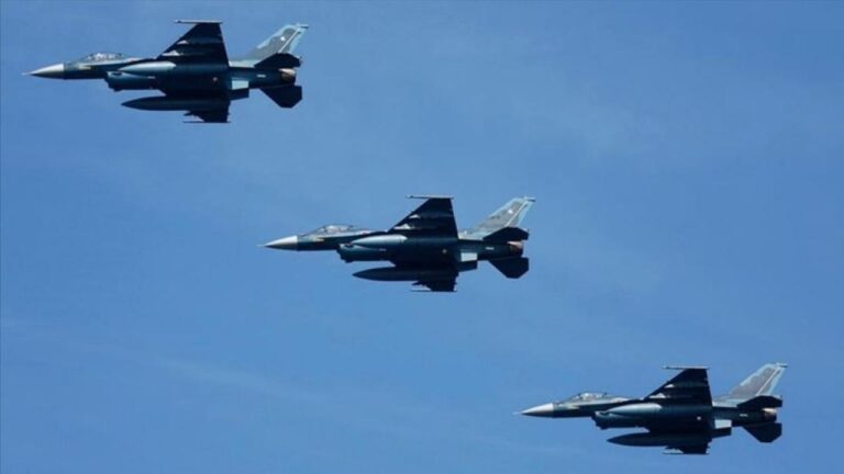 gerilim-had-safhada-rusya-ve-cinden-govde-gosterisi-japon-jetleri-aninda-havalandi-eWI1pnOR.jpg