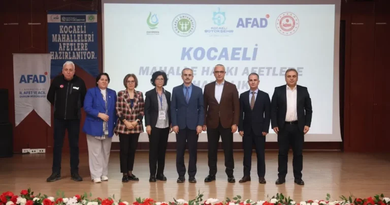 kocaeli-cayirovada-mahalle-halki-afetlere-hazirlik-egitimi-programi-basladi-McfcnBxh.webp