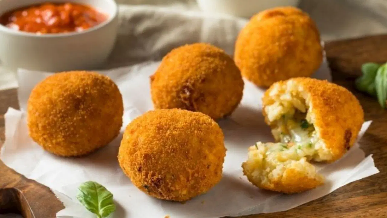 Italyan mutfagindan enfes lezzet arancini a1LDO4I4
